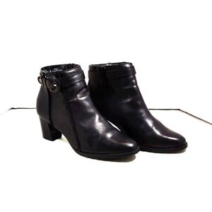 Thom Mcan ankle boots black leather ankle Size: 7W